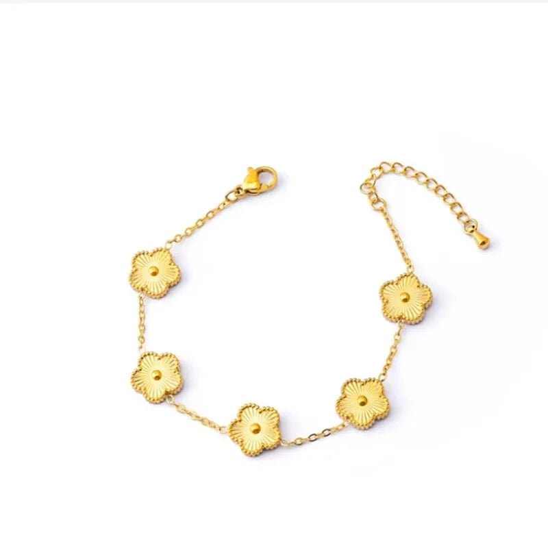 Stars Gold Bracelet
